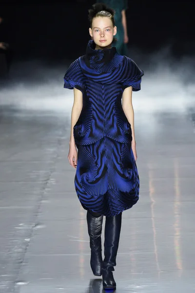 Look 31